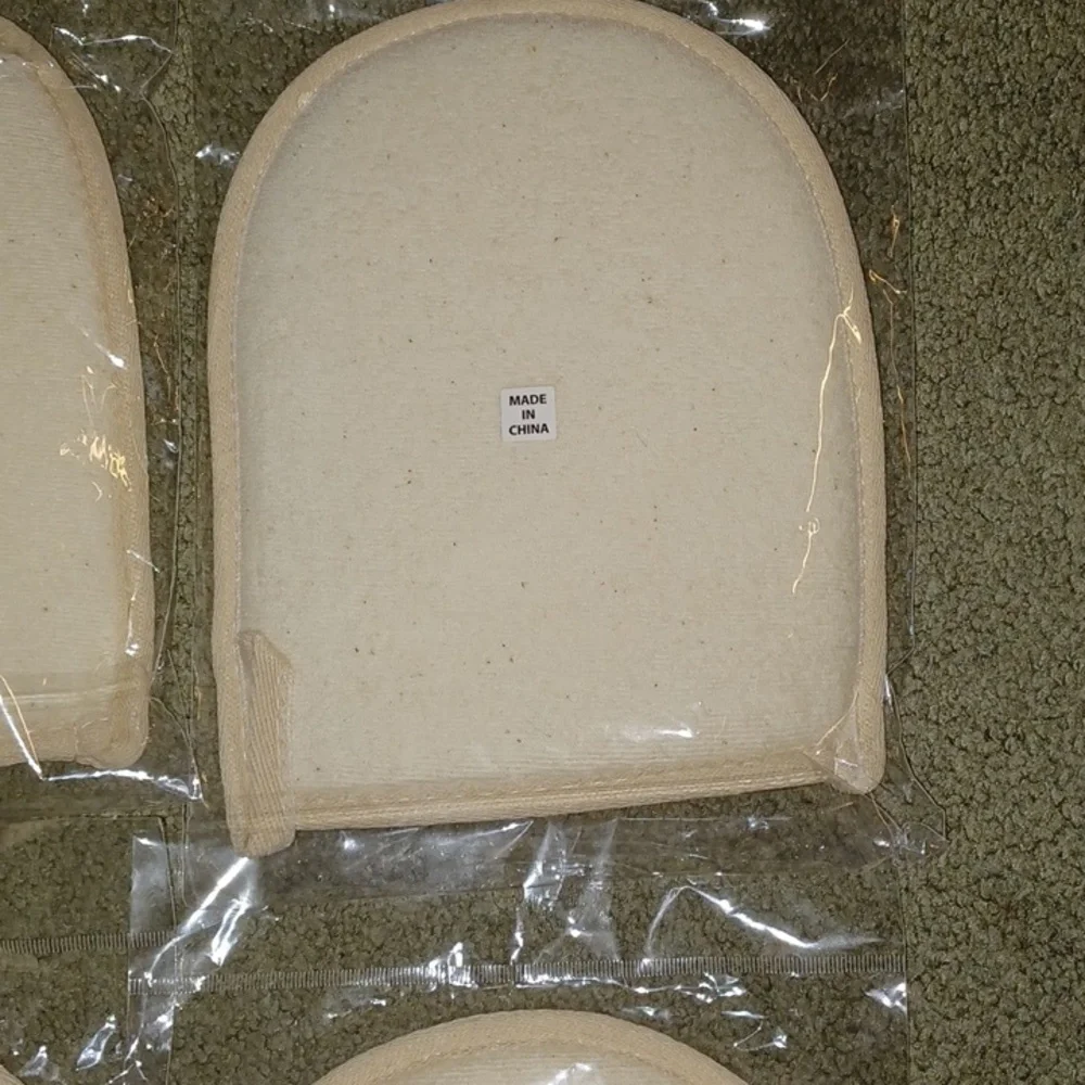 LOT of NIP Luffa Mitts and Soap Bags